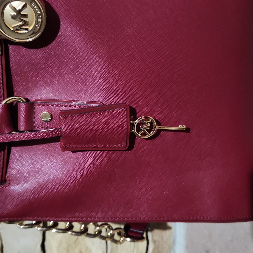 Michael Kors Burgundy 👛